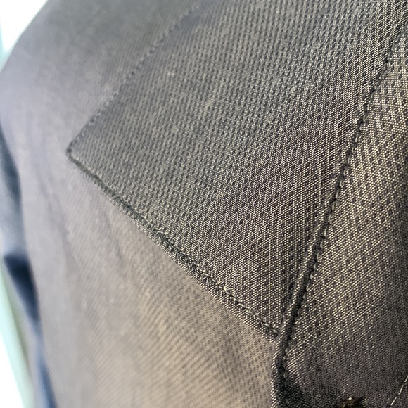 Calvin Klein (L) - Picture 5 of 12